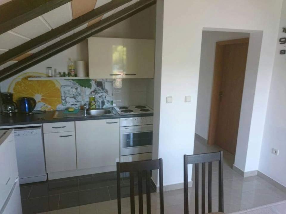 Gizmo Apartments 고르니 카린 외부 사진